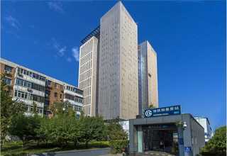 黄浦区倾斜提升输送机厂家供应